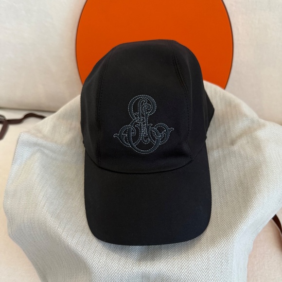 New Hermes Davis Emile Black Cap with gift box main image 10